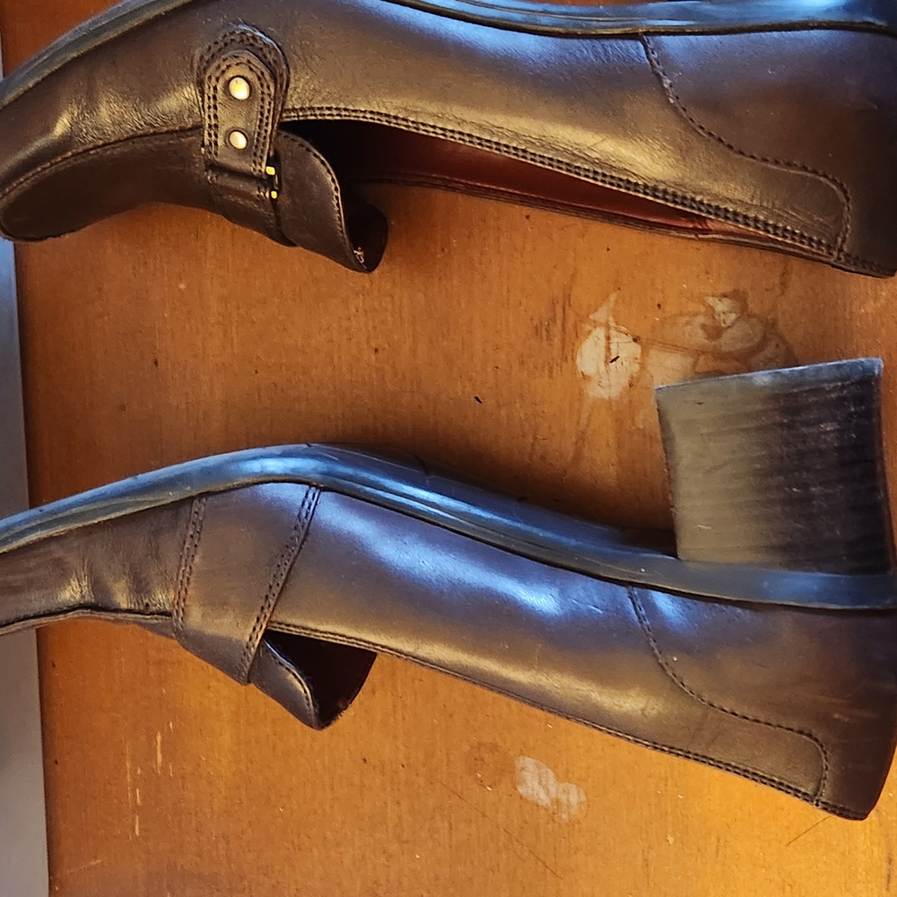 Nine West Black Leather Loafers